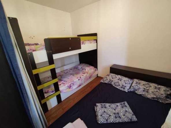 Дава се под наем Двустаен апартамент в Бургас, Център - 65 кв.м за 204 € - Снимка #1