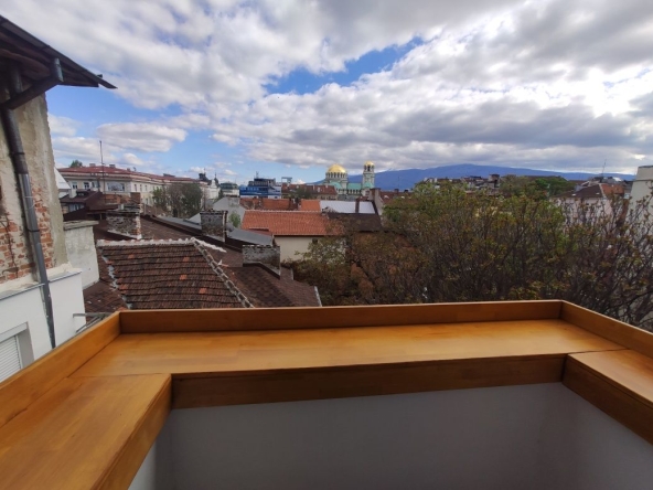 Дава се под наем Двустаен апартамент в София, Център - 38 кв.м за 498.27 € - Снимка #1