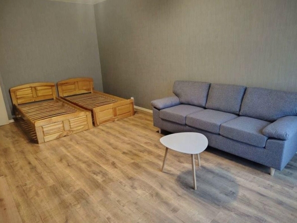 Дава се под наем Едностаен апартамент в София, Люлин 4 - 45 кв.м за 428.91 € - Снимка #1