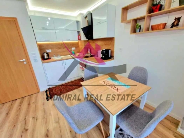 Дава се под наем Двустаен апартамент в Варна, Генералите - 60 кв.м за 700 € - Снимка #1