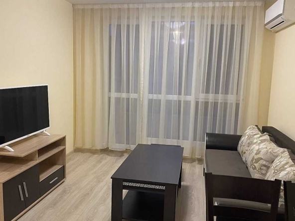 Дава се под наем Двустаен апартамент в Пловдив, Младежки Хълм - 65 кв.м за 298.86 € - Снимка #1