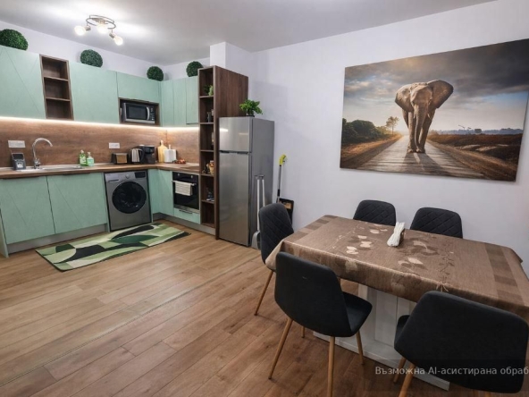 Дава се под наем Тристаен апартамент в Варна, Център - 100 кв.м за 1146.99 € - Снимка #1