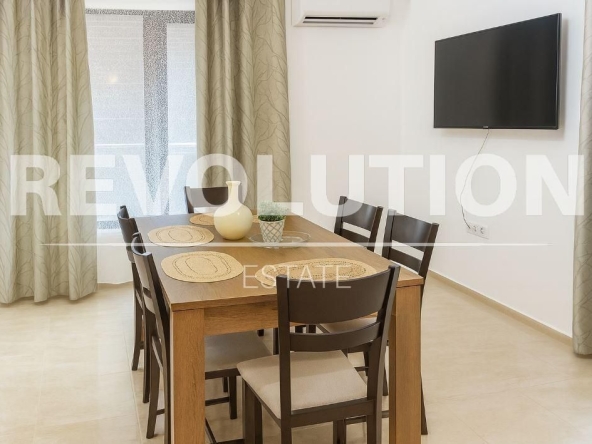 Дава се под наем Двустаен апартамент в Варна, Център - 64 кв.м за 800 € - Снимка #1