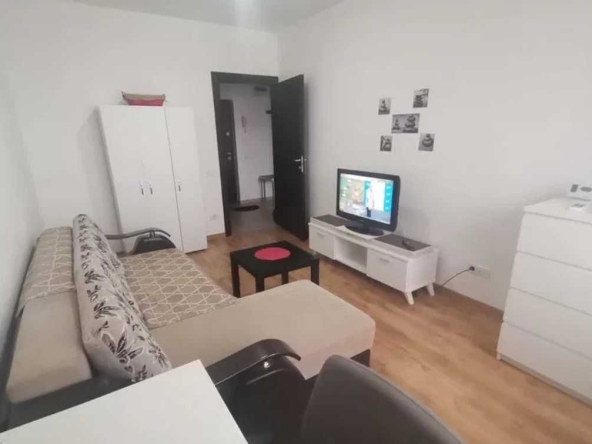 Дава се под наем Едностаен апартамент в Пловдив, Кършияка - 26 кв.м за 117.3 € - Снимка #1