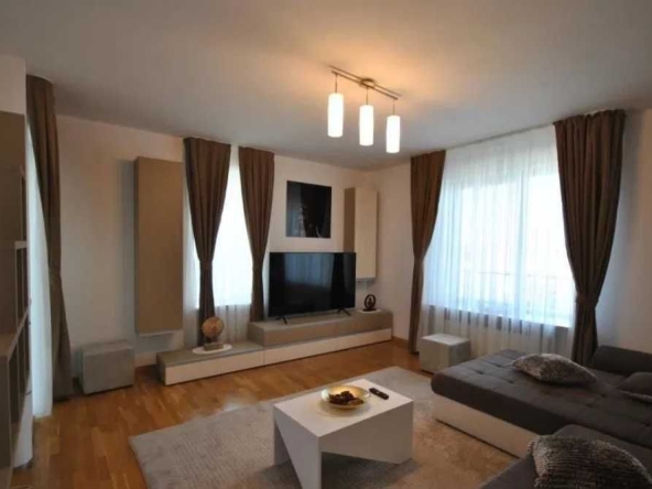 Дава се под наем Тристаен апартамент в Пловдив, Каменица 1 - 79 кв.м за 183.6 € - Снимка #1