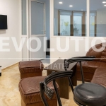 Дава се под наем Тристаен апартамент в Варна, Окръжна болница - 118 кв.м за 525 € - Снимка #1