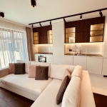 Дава се под наем Тристаен апартамент в София, Медицинска академия - 105 кв.м за 1250 € - Снимка #1