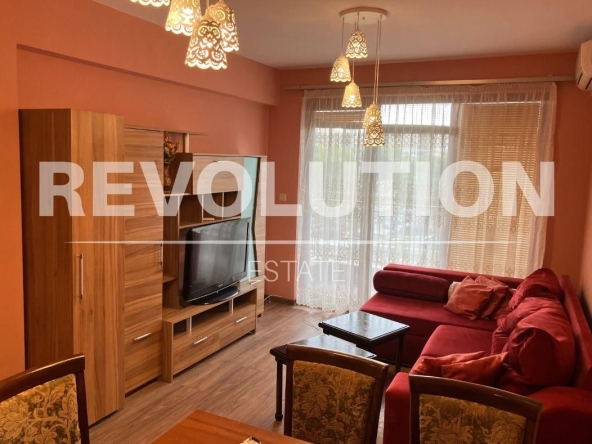 Дава се под наем Двустаен апартамент в Варна, Базар Левски - 55 кв.м за 500 € - Снимка #1