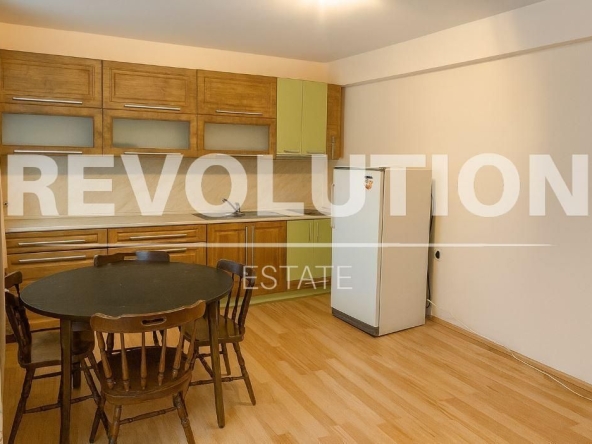 Дава се под наем Двустаен апартамент в Варна, Чаталджа - 68 кв.м за 473.79 € - Снимка #1