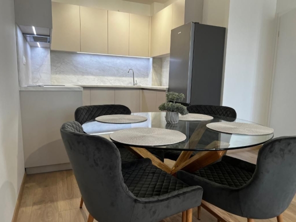 Дава се под наем Двустаен апартамент в Пловдив, Каменица 1 - 75 кв.м за 575 € - Снимка #1