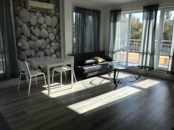 Дава се под наем Двустаен апартамент в София, Горна баня - 62 кв.м за 550 € - Снимка #1