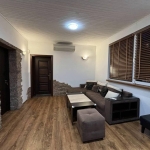 Дава се под наем Етаж от къща в Пловдив, Кършияка - 98 кв.м за 600 € - Снимка #1