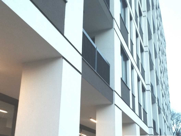 Тристаен апартамент в София, Банишора - 109 кв.м за 2826 €/кв.м - Снимка #1