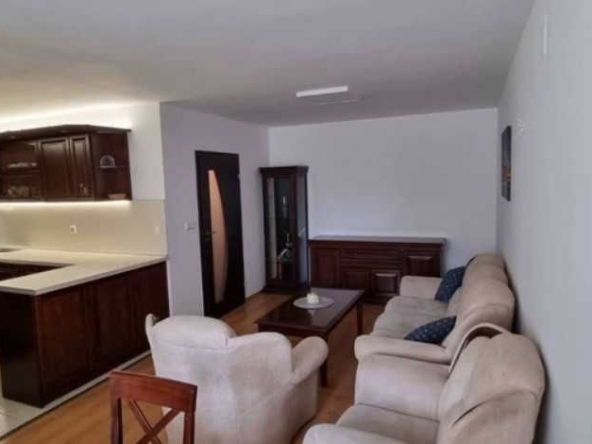 Дава се под наем Двустаен апартамент в София, Център - 73 кв.м за 686.97 € - Снимка #1