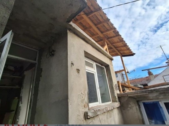 Къща в Варна, Възраждане 1 - 70 кв.м за 829 €/кв.м - Снимка #1