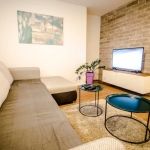 Дава се под наем Двустаен апартамент в Пловдив, Кючук Париж - 68 кв.м за 280.5 € - Снимка #1