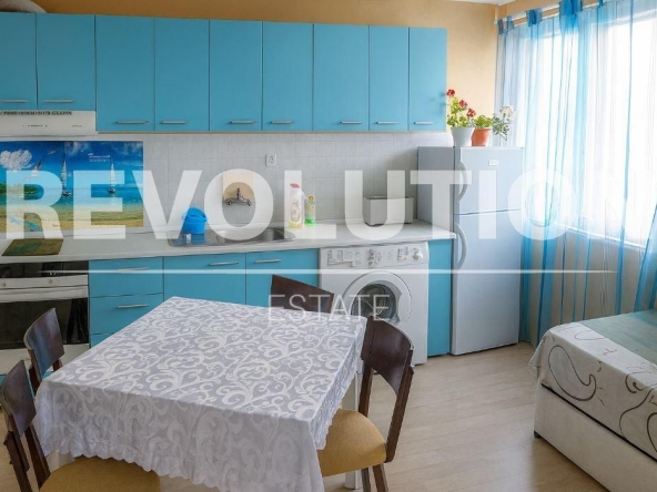 Дава се под наем Тристаен апартамент в Варна, Чайка - 120 кв.м за 500 € - Снимка #1