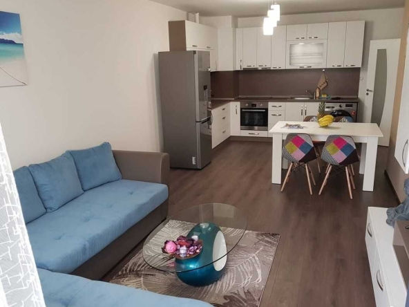 Дава се под наем Тристаен апартамент в Пловдив, Христо Смирненски - 88 кв.м за 311.1 € - Снимка #1