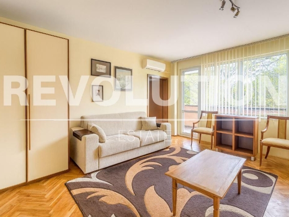 Дава се под наем Двустаен апартамент в Варна, Чайка - 72 кв.м за 475 € - Снимка #1