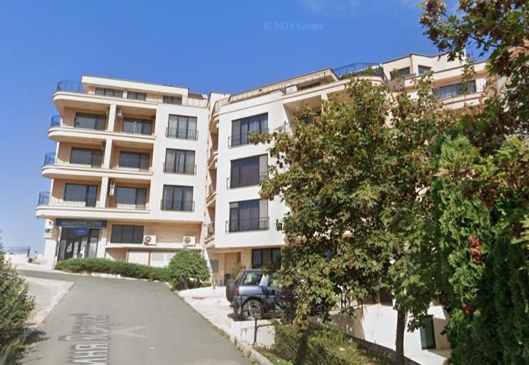 Магазин в с. Лозенец, Област Бургас - 159 кв.м за 462 €/кв.м - Снимка #1