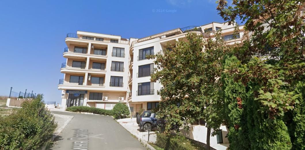 Магазин в с. Лозенец, Област Бургас - 159 кв.м за 462 €/кв.м - Снимка #1