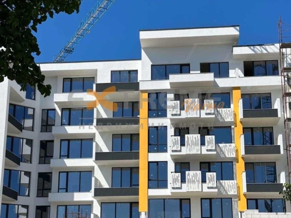 Двустаен апартамент в Варна, Възраждане 1 - 68 кв.м за 1692 €/кв.м - Снимка #1