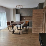 Дава се под наем Тристаен апартамент в Пловдив, Център - 110 кв.м за 850 € - Снимка #1