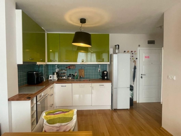 Дава се под наем Двустаен апартамент в Бургас, Лазур - 56 кв.м за 513.57 € - Снимка #1