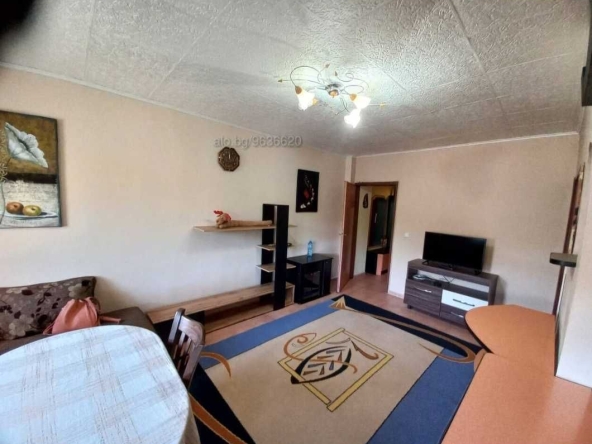 Дава се под наем Двустаен апартамент в Стара Загора, Център - 65 кв.м за 275.4 € - Снимка #1