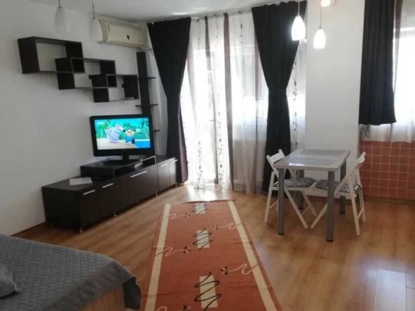 Дава се под наем Двустаен апартамент в Пловдив, Централна гара - 65 кв.м за 285.6 € - Снимка #1