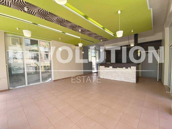 Дава се под наем Заведение в Варна, Бриз - 147 кв.м за 600 € - Снимка #1