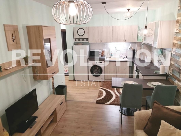 Дава се под наем Двустаен апартамент в Варна, Аспарухово - 42 кв.м за 425 € - Снимка #1