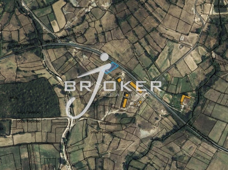 Парцел в с. Янино, Област Кърджали - 1373 кв.м за 4 €/кв.м - Снимка #1