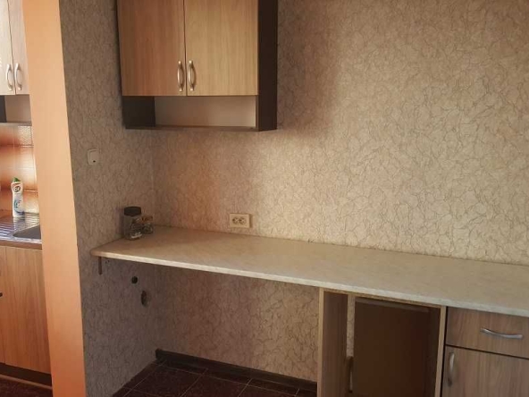 Дава се под наем Двустаен апартамент в София, Толстой - 64 кв.м за 249 € - Снимка #1
