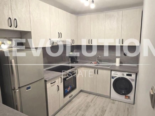 Дава се под наем Двустаен апартамент в Варна, ХЕИ - 75 кв.м за 500 € - Снимка #1