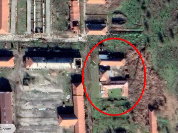 Промишлена сграда в с. Караджалово, Област Пловдив - 2522 кв.м за 20 €/кв.м - Снимка #1