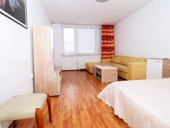 Дава се под наем Едностаен апартамент в София, Младост 2 - 36 кв.м за 397.8 € - Снимка #1