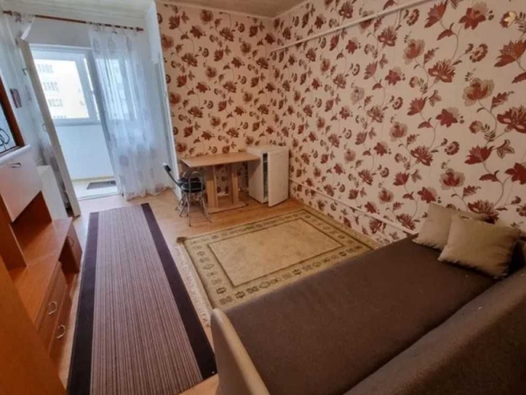 Дава се под наем Четиристаен апартамент в Бургас, Крайморие - 110 кв.м за 204 € - Снимка #1