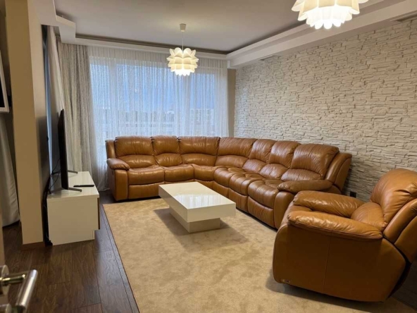 Многостаен апартамент в София, Студентски град - 223 кв.м за 2826 €/кв.м - Снимка #1