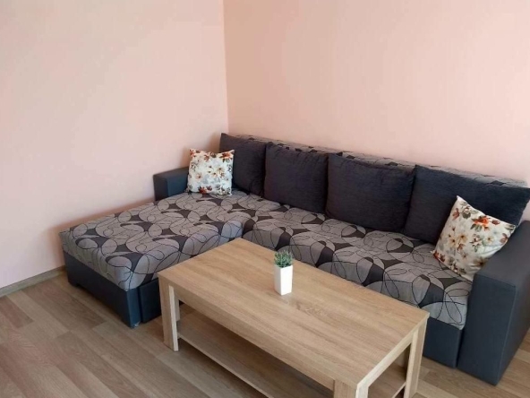 Дава се под наем Тристаен апартамент в Пловдив, Тракия - 74 кв.м за 382.5 € - Снимка #1