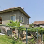 Дава се под наем Къща в с. Лопян, Област София-област - 200 кв.м за 153 € - Снимка #1