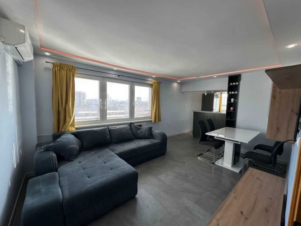 Дава се под наем Тристаен апартамент в София, Младост 1 - 68 кв.м за 799 € - Снимка #1