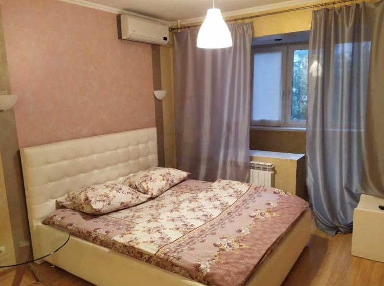 Дава се под наем Едностаен апартамент в Пловдив, Мараша - 40 кв.м за 153 € - Снимка #1