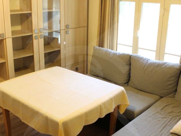 Етаж от къща в Варна, ВИНС - 74 кв.м за 2028 €/кв.м - Снимка #1