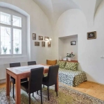 Дава се под наем Двустаен апартамент в Пловдив, Гагарин - 61 кв.м за 255 € - Снимка #1