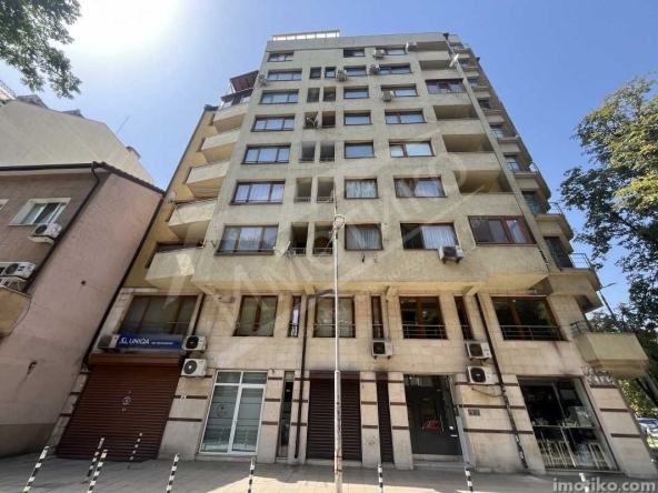 Дава се под наем Офис в София, Център - 16 кв.м за 230 € - Снимка #1