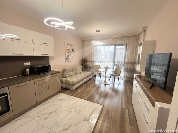 Дава се под наем Двустаен апартамент в София, Хладилника - 73 кв.м за 800 € - Снимка #1