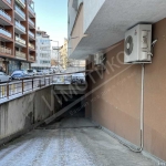 Дава се под наем Гараж / Паркомясто в София, Дървеница - 18 кв.м за 149.43 € - Снимка #1