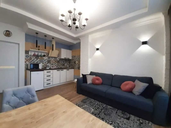 Дава се под наем Двустаен апартамент в София, Център - 55 кв.м за 509.49 € - Снимка #1