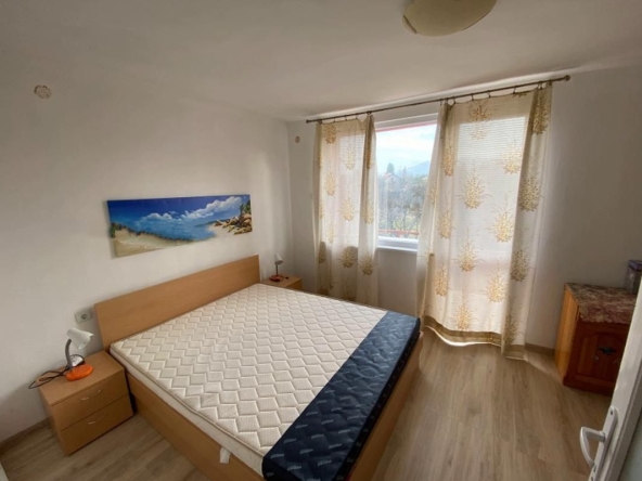 Дава се под наем Къща в Банкя - 120 кв.м за 977.16 € - Снимка #1